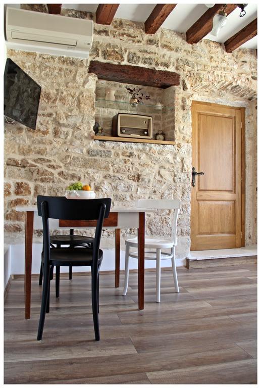 Guest House Tragurion Трогир Экстерьер фото
