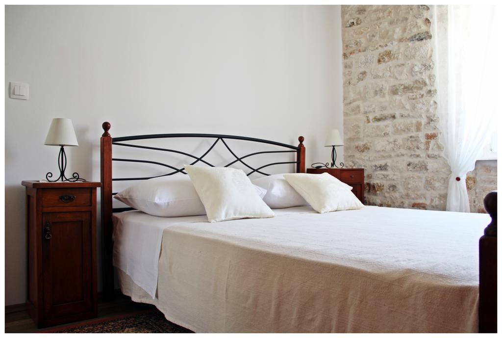 Guest House Tragurion Трогир Экстерьер фото
